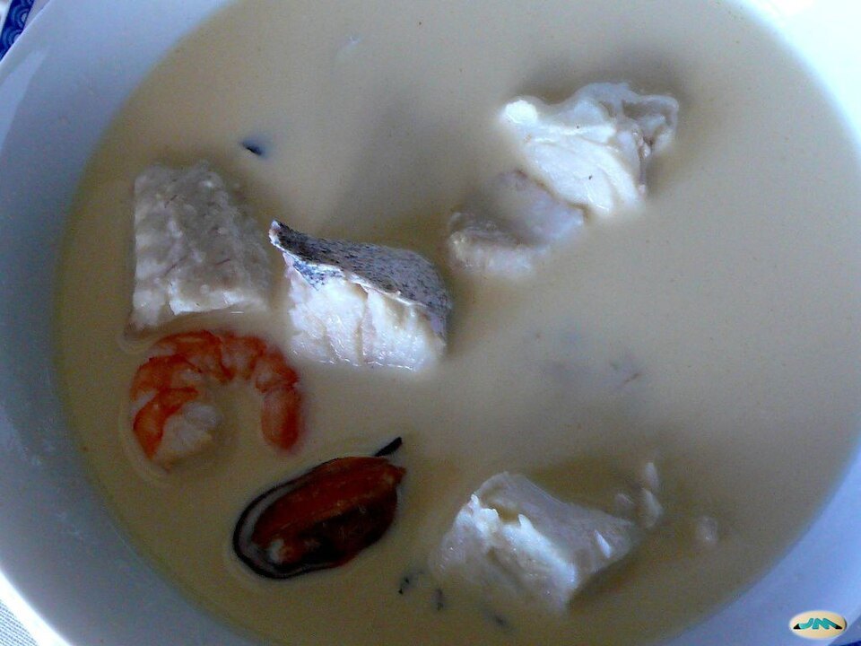 Gazpachuelo, served hot — the cool-weather soup of this coast.