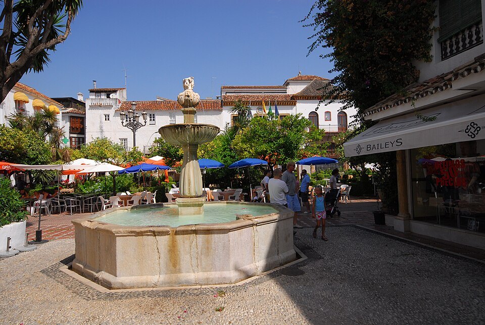Plaza de los Naranjos1